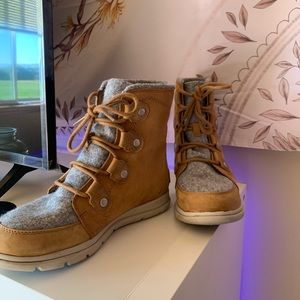 Women’s size 8 Sorel’s